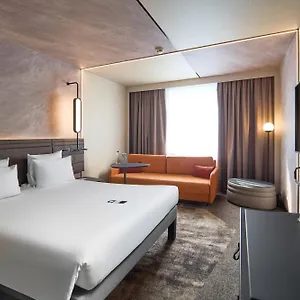 novotel-praha-wenceslas-square.praguehotelsweb.com/