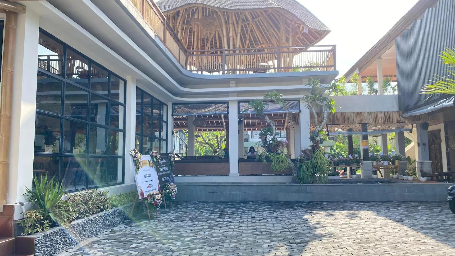 Putri Ayu Cottages Ubud